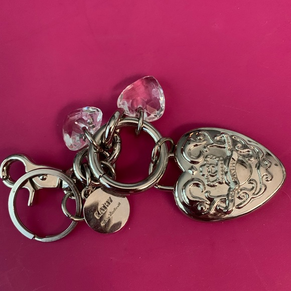 Kathy Van Zelland purse key ring.  Silver heart - Picture 3 of 3
